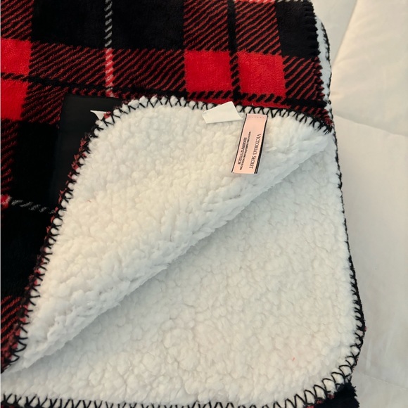 COPY - COPY - COPY - Victorias secret blanket - Picture 3 of 4